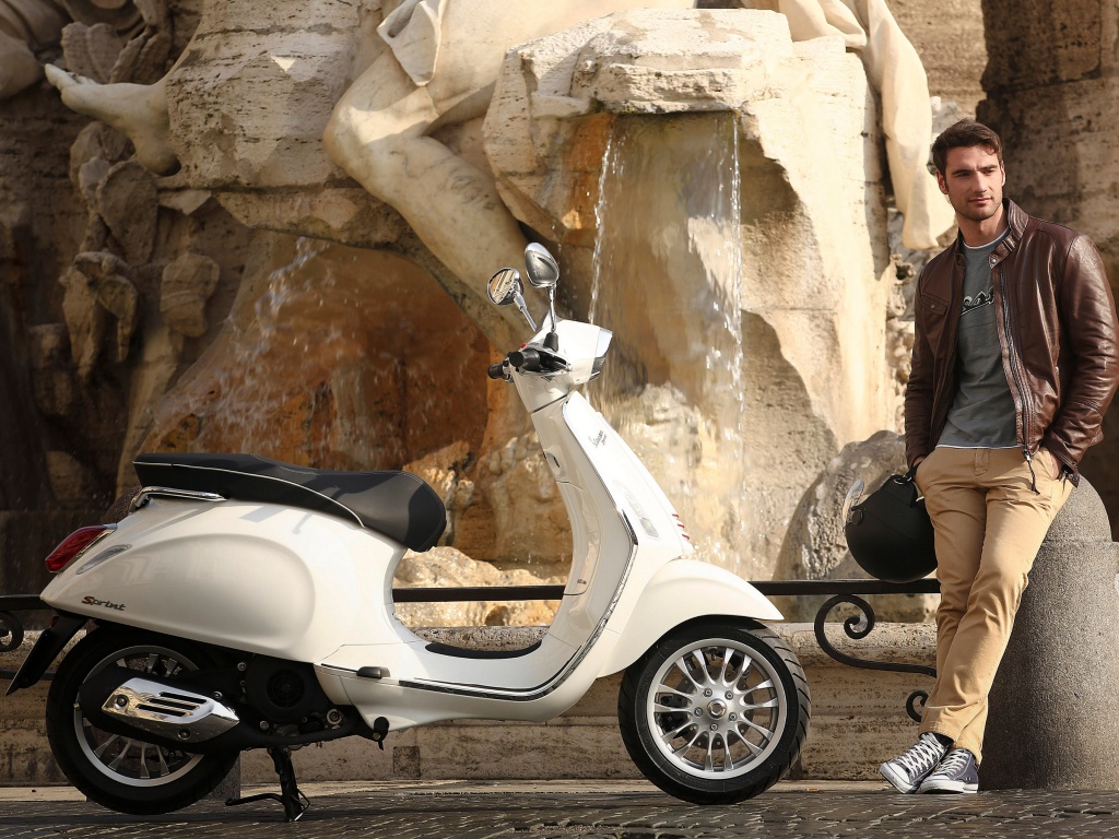 Фото скутера Vespa Sprint 125
